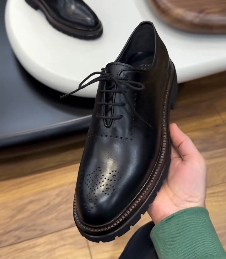 Black Leather Men's Fashionable Casual Shoes