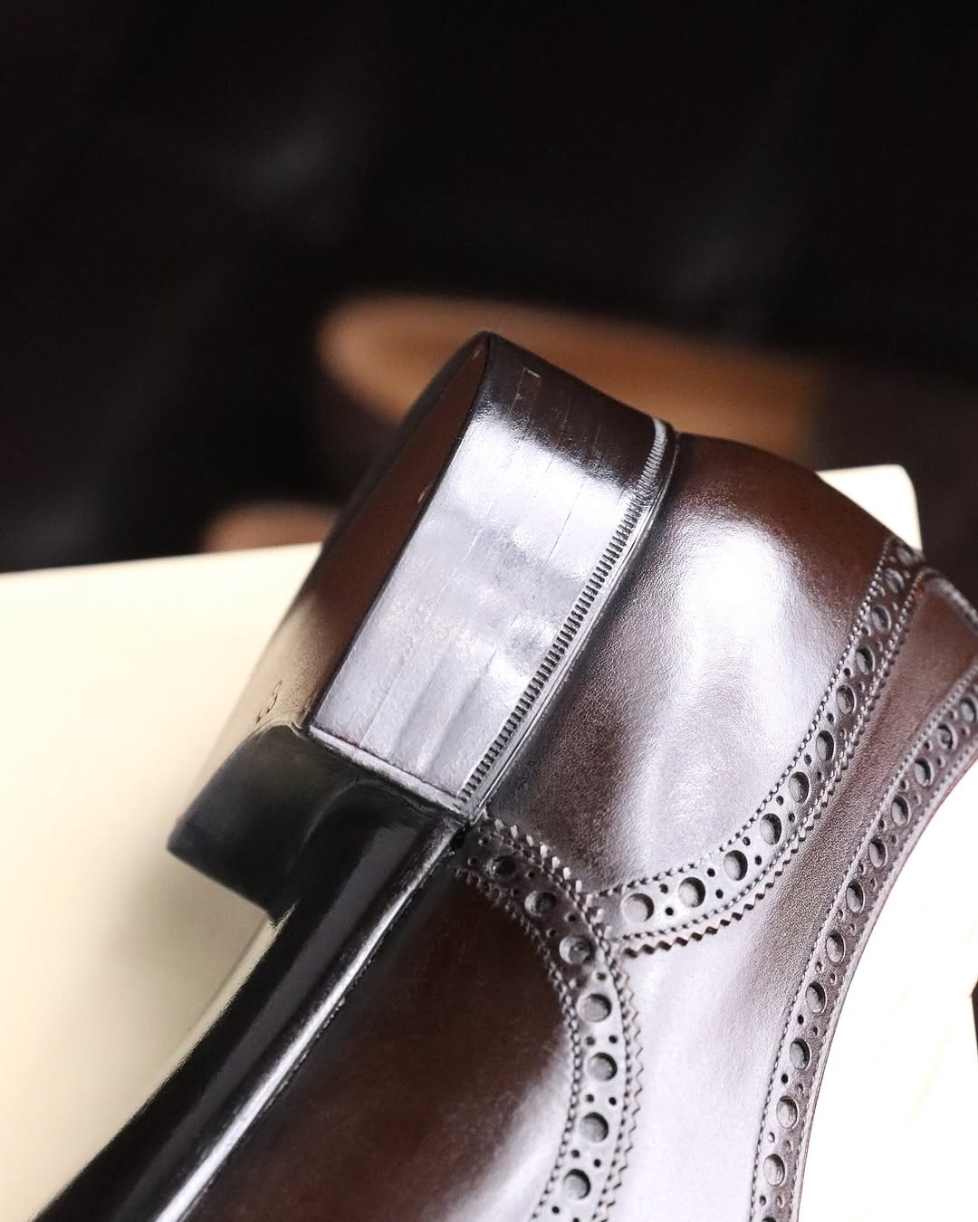 Genuine Cowhide Brogue Espresso Oxford Shoes