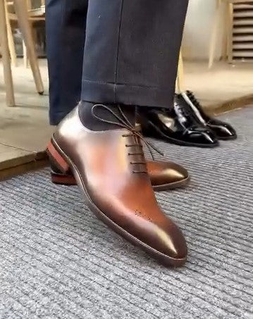 Classic Brown Men's Oxford Shoes