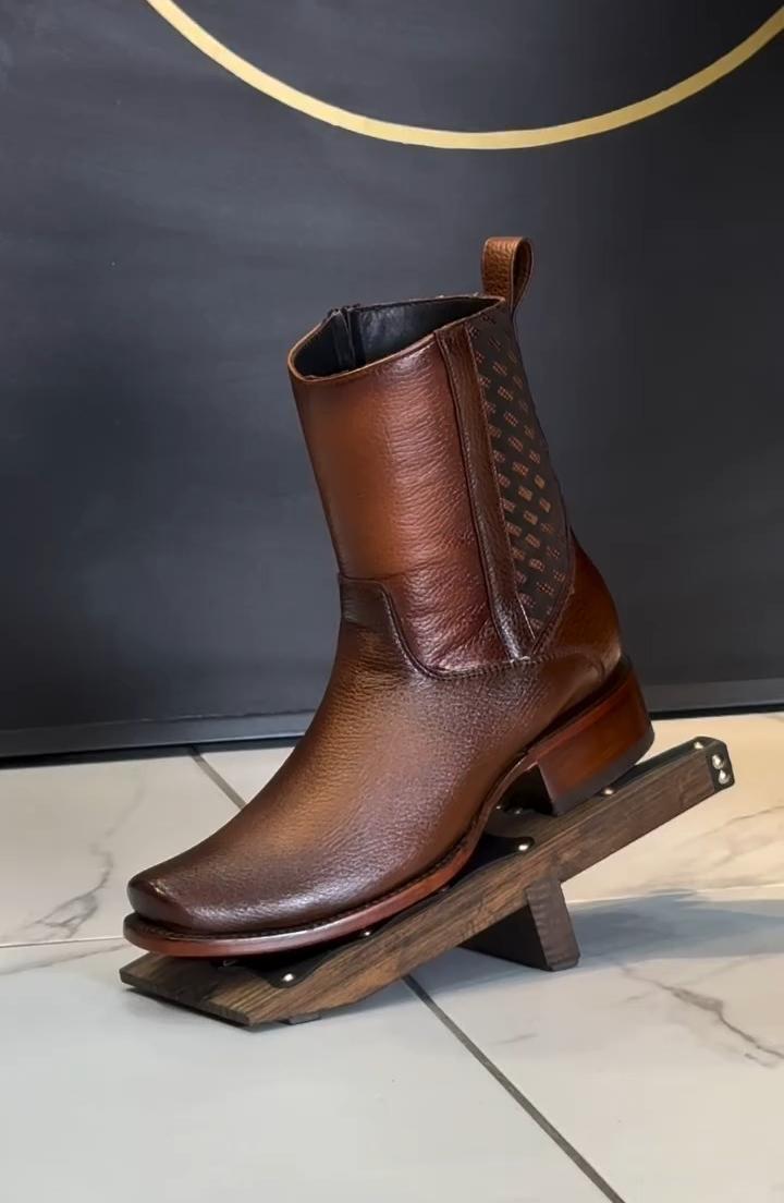New model Western Cowboy boots