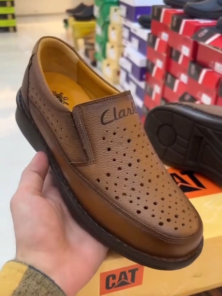 Eyelet Casual Shoes