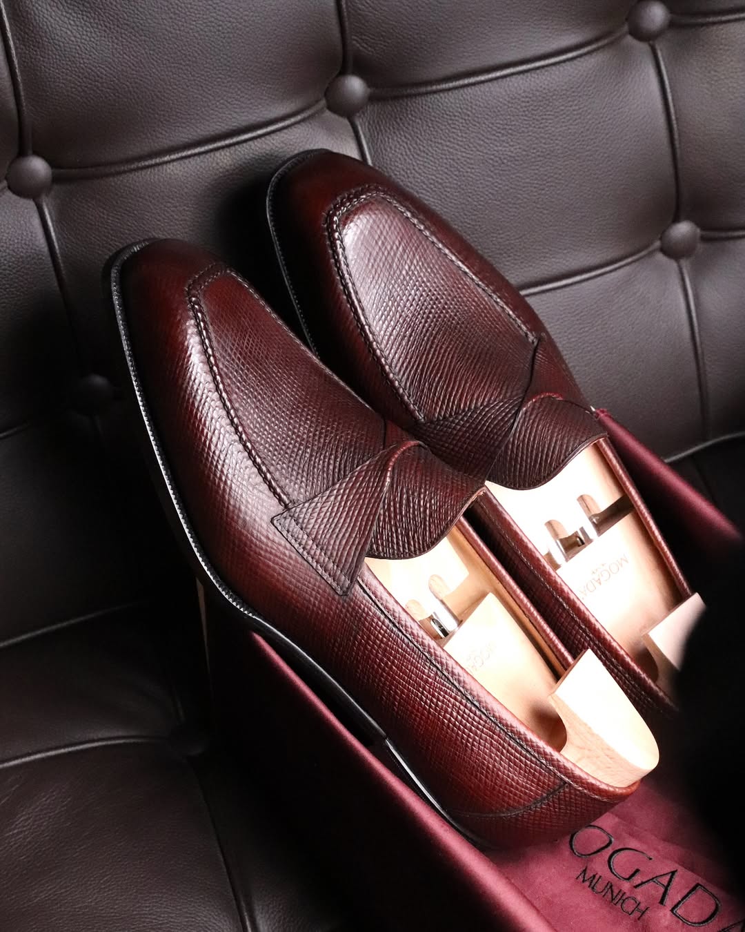 Butterfly Loafer Burgundy Calfskin Shoes