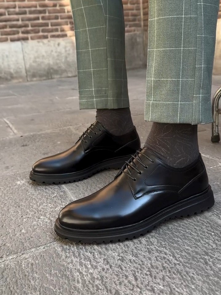 Men's Classic Black Leather Derby Shoes