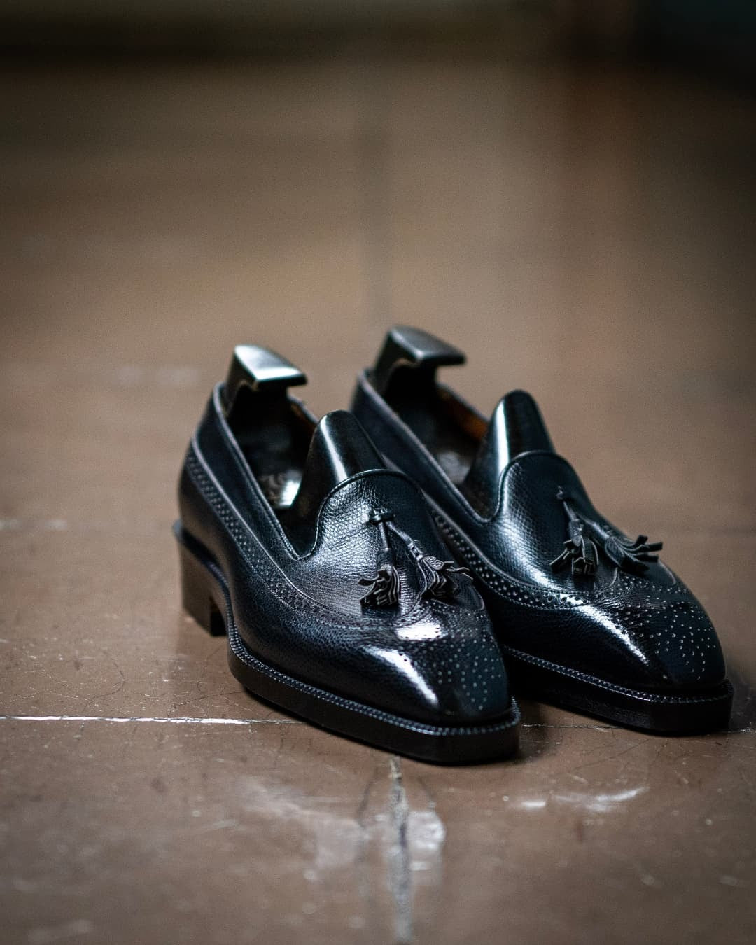 Black Carved Tassel Leather Shoes