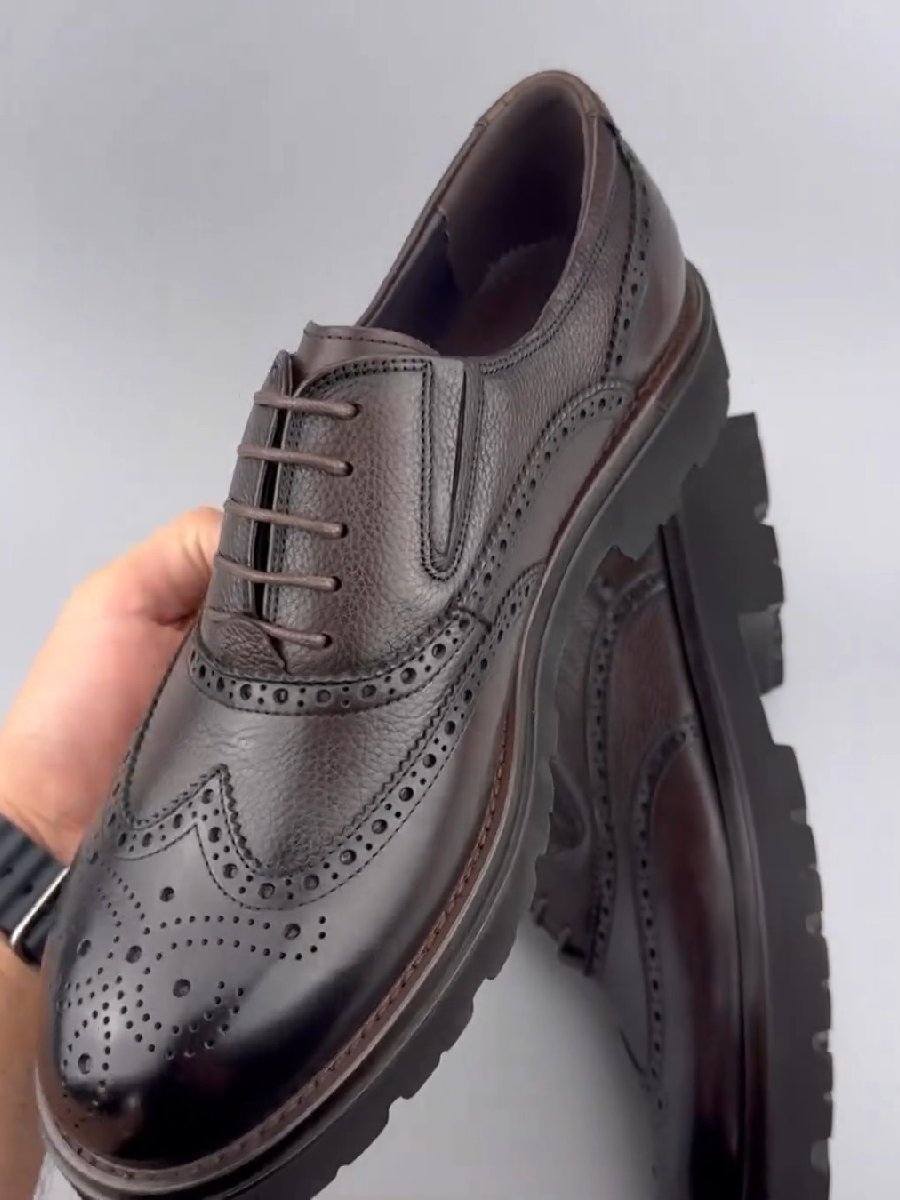 Men's Black Brogue Carved Thick Sole Dress Shoes