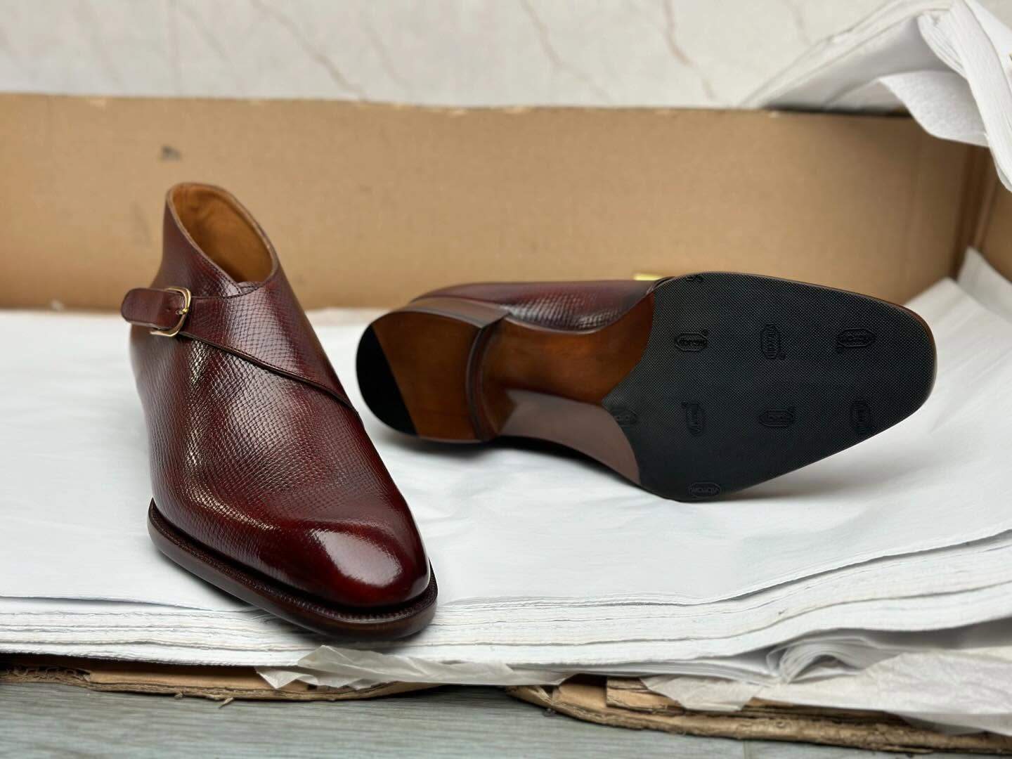 Men's Genuine Leather Buckle Shoes