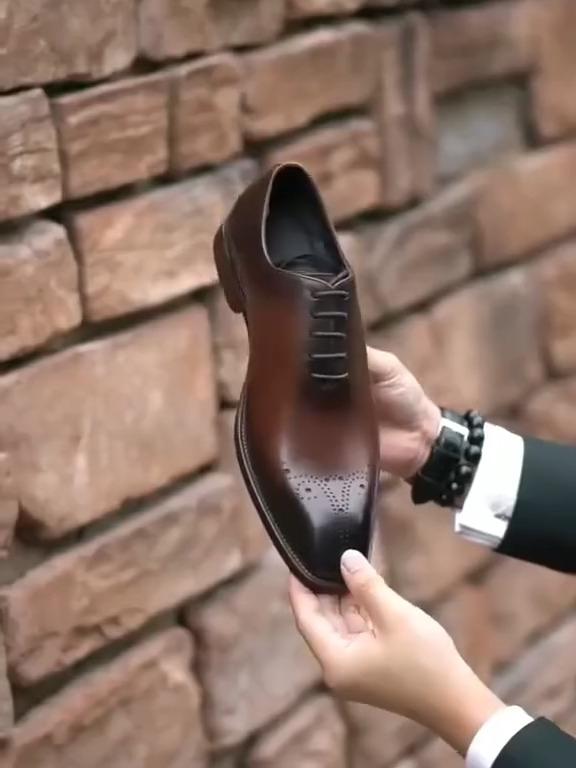 Men's trendy casual handmade leather shoes