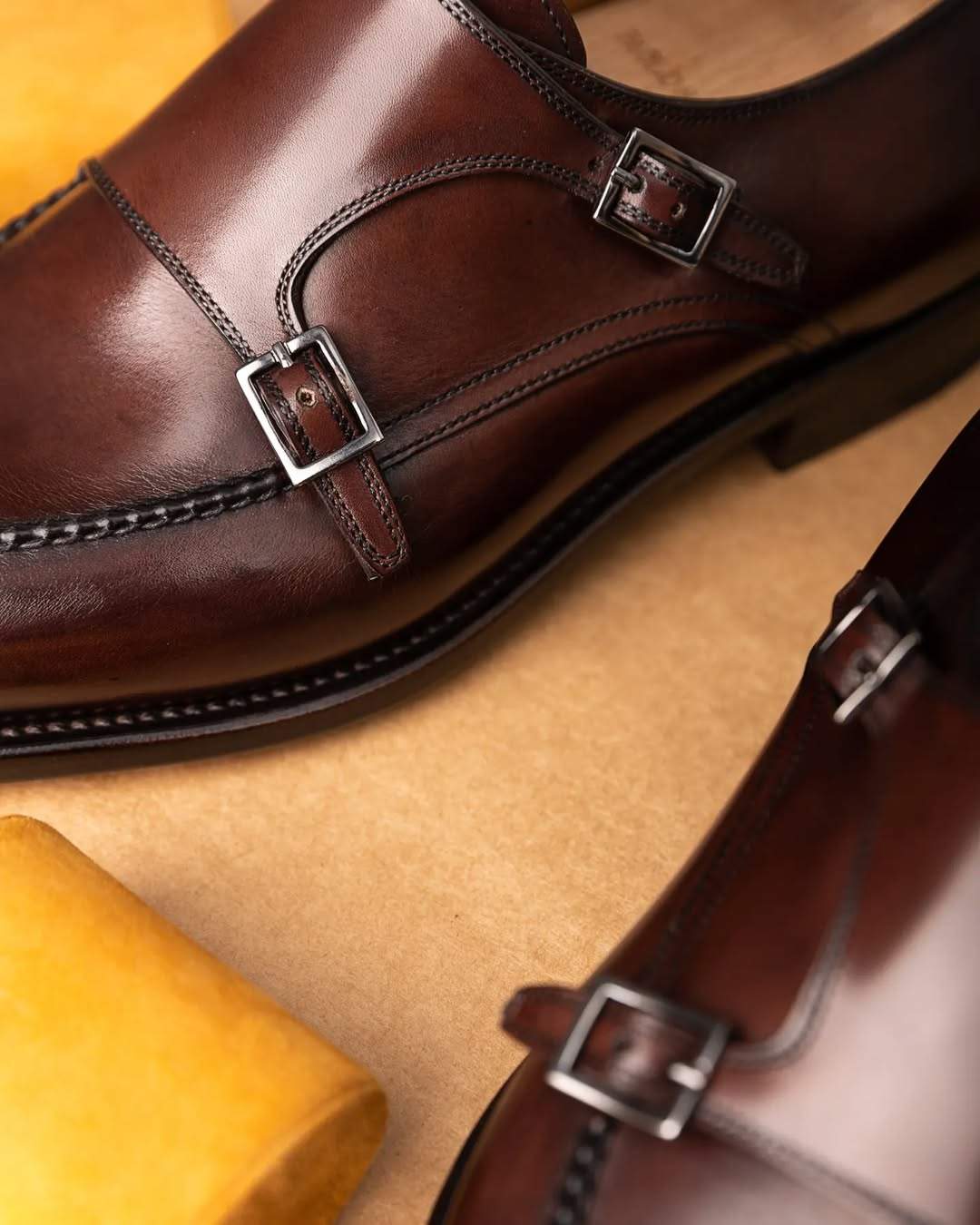 Brown Buckle Cowhide Leather Shoes