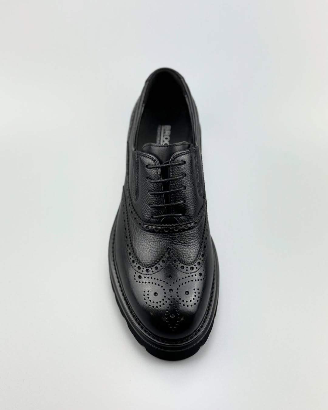Men's Black Brogue Carved Thick Sole Dress Shoes