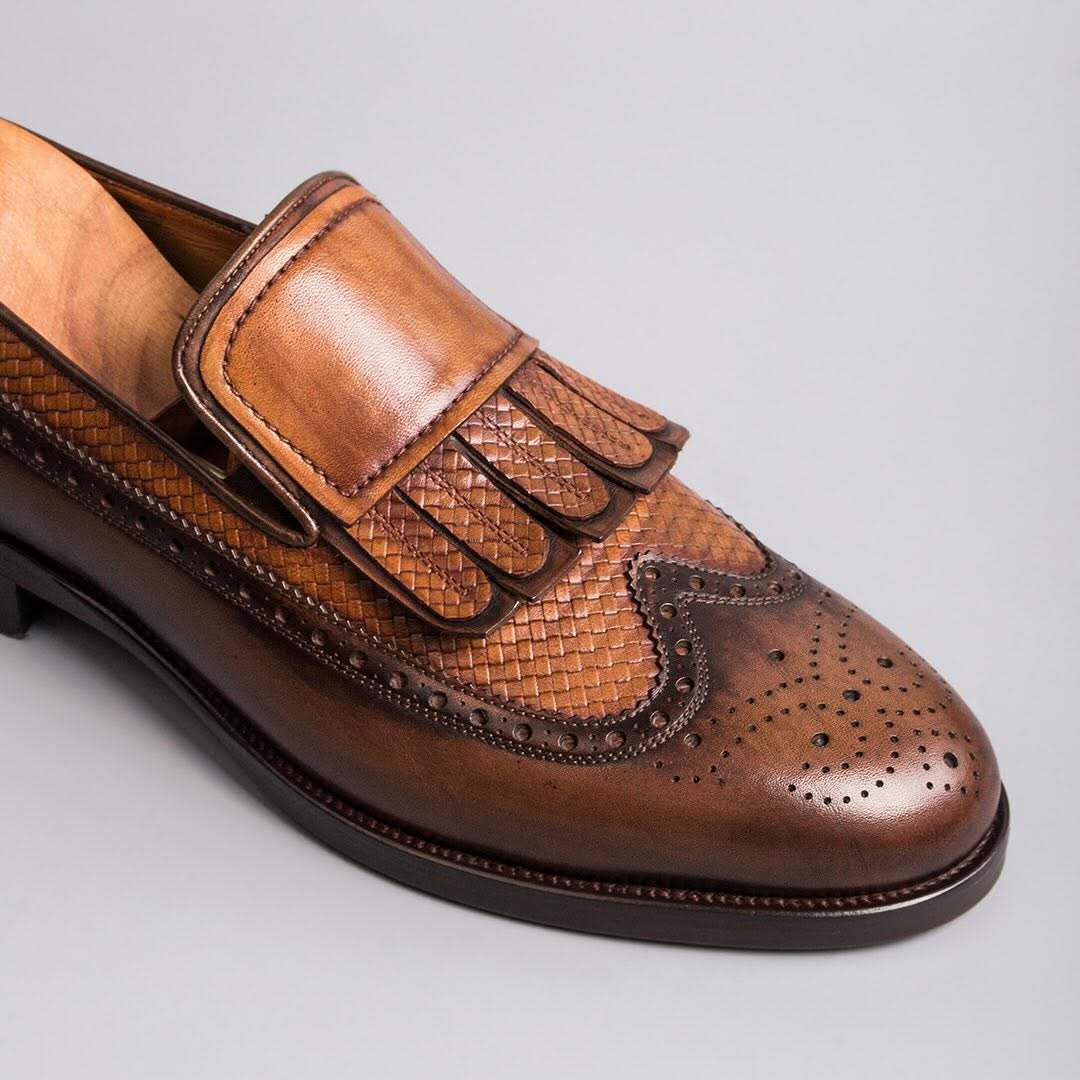 Exquisite Handmade Cowhide Loafers