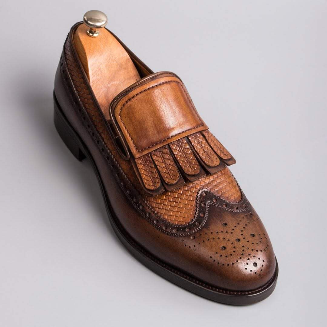 Exquisite Handmade Cowhide Loafers