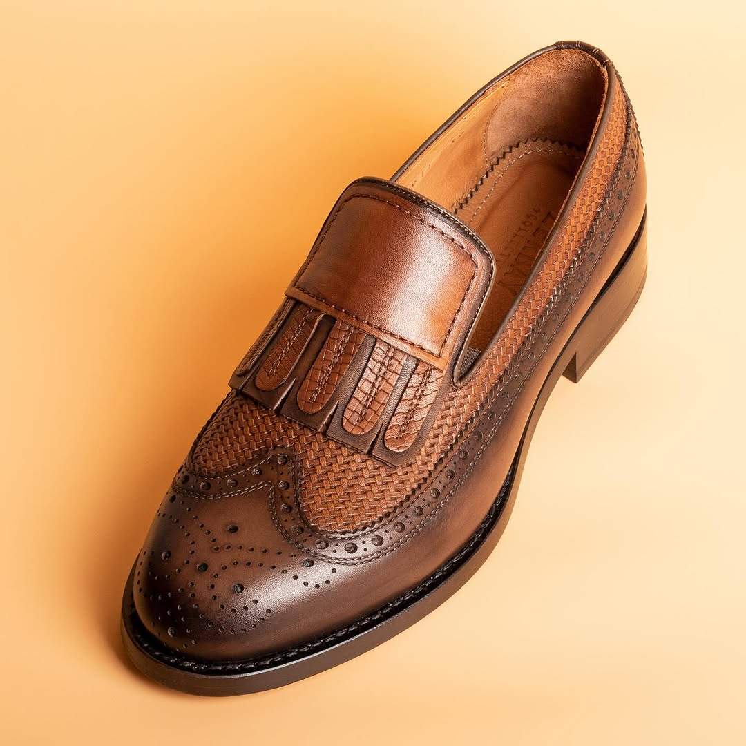 Exquisite Handmade Cowhide Loafers