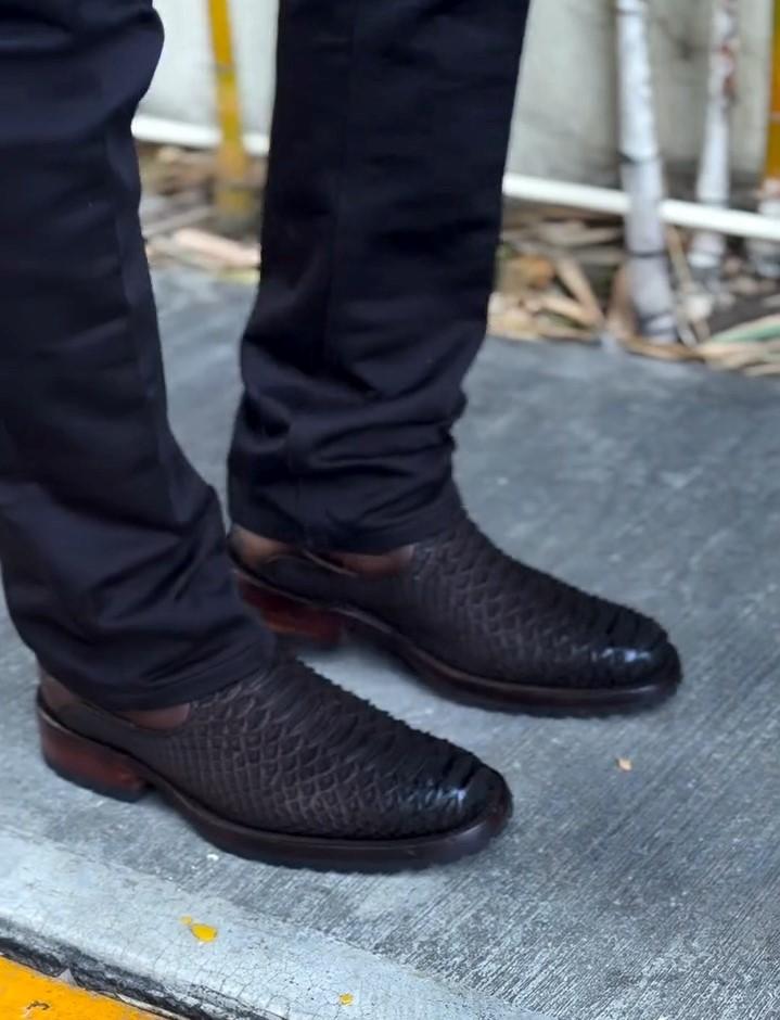 Deflan Boots