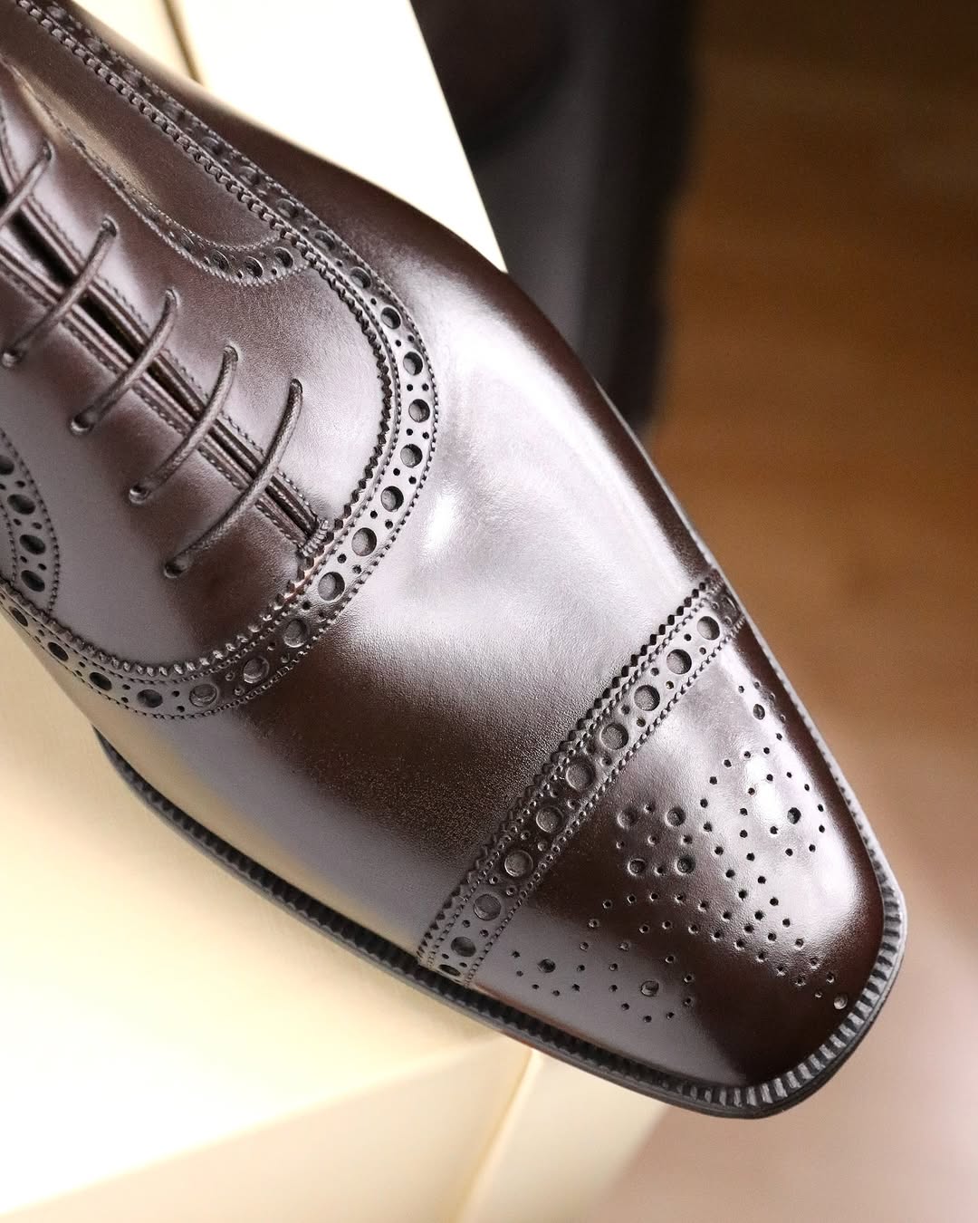 Genuine Cowhide Brogue Espresso Oxford Shoes