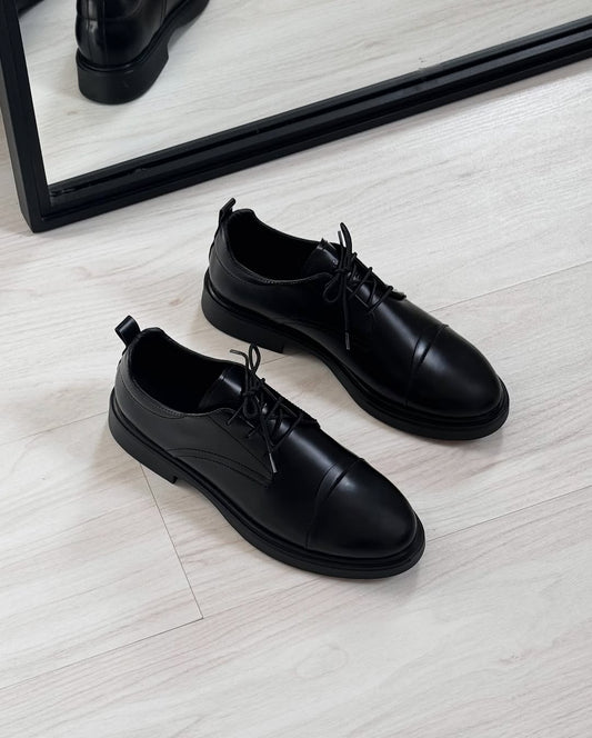 Black Leather Lace-up Casual Shoes