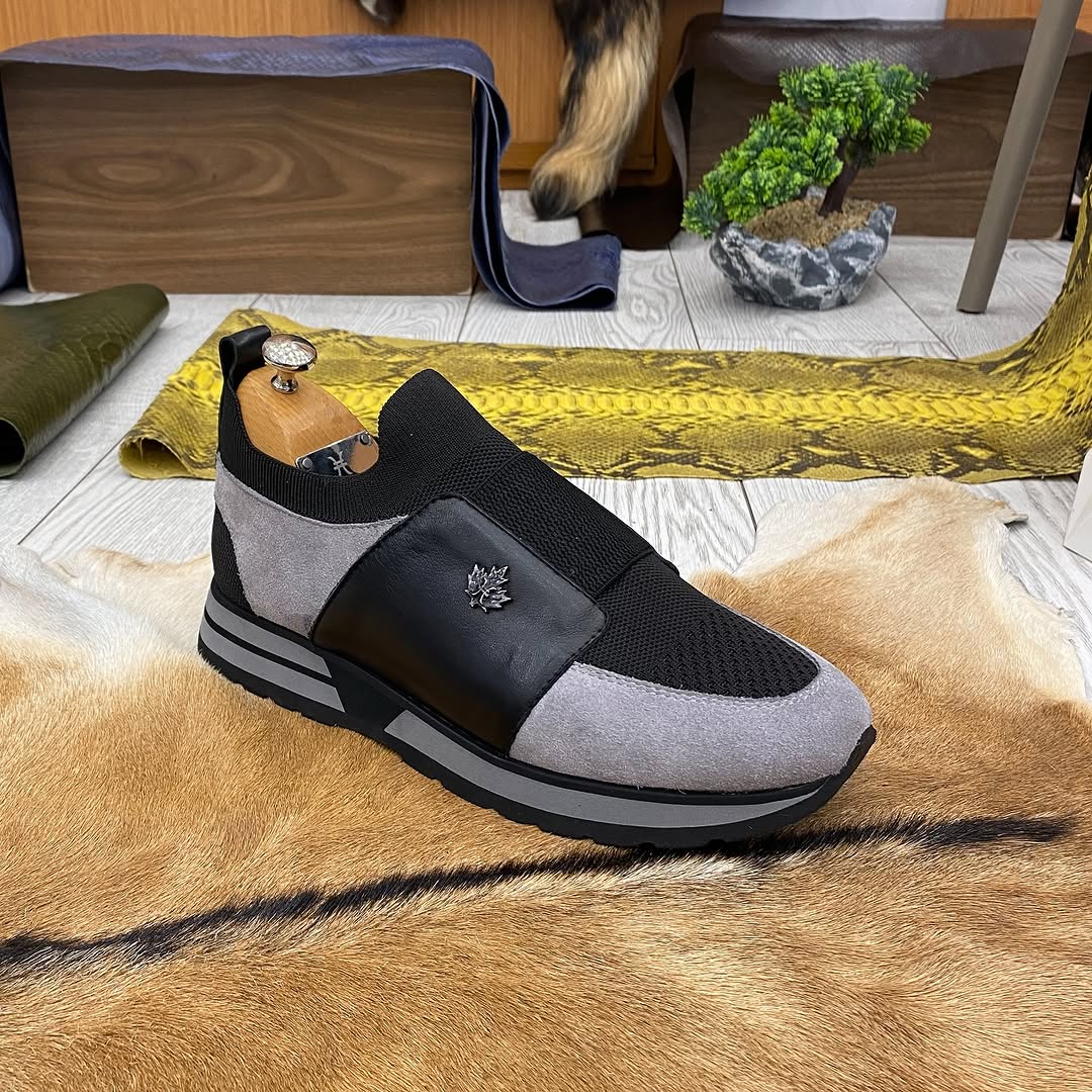 Colorblock Grid Suede Casual Shoes