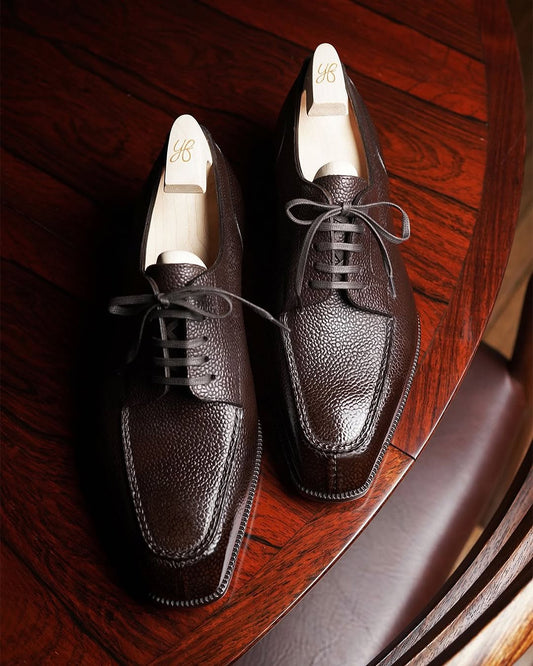 Split-toe Derby Shoes