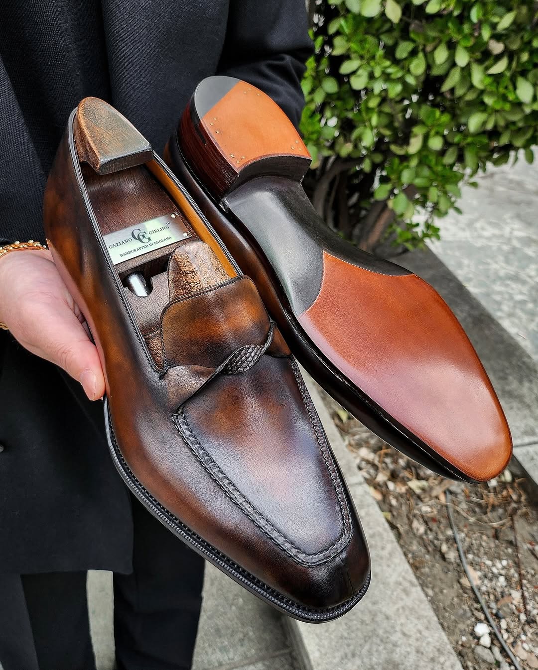 Twist Leather Loafers