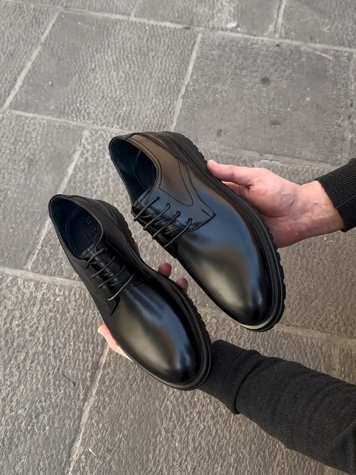 Men's Classic Black Leather Derby Shoes