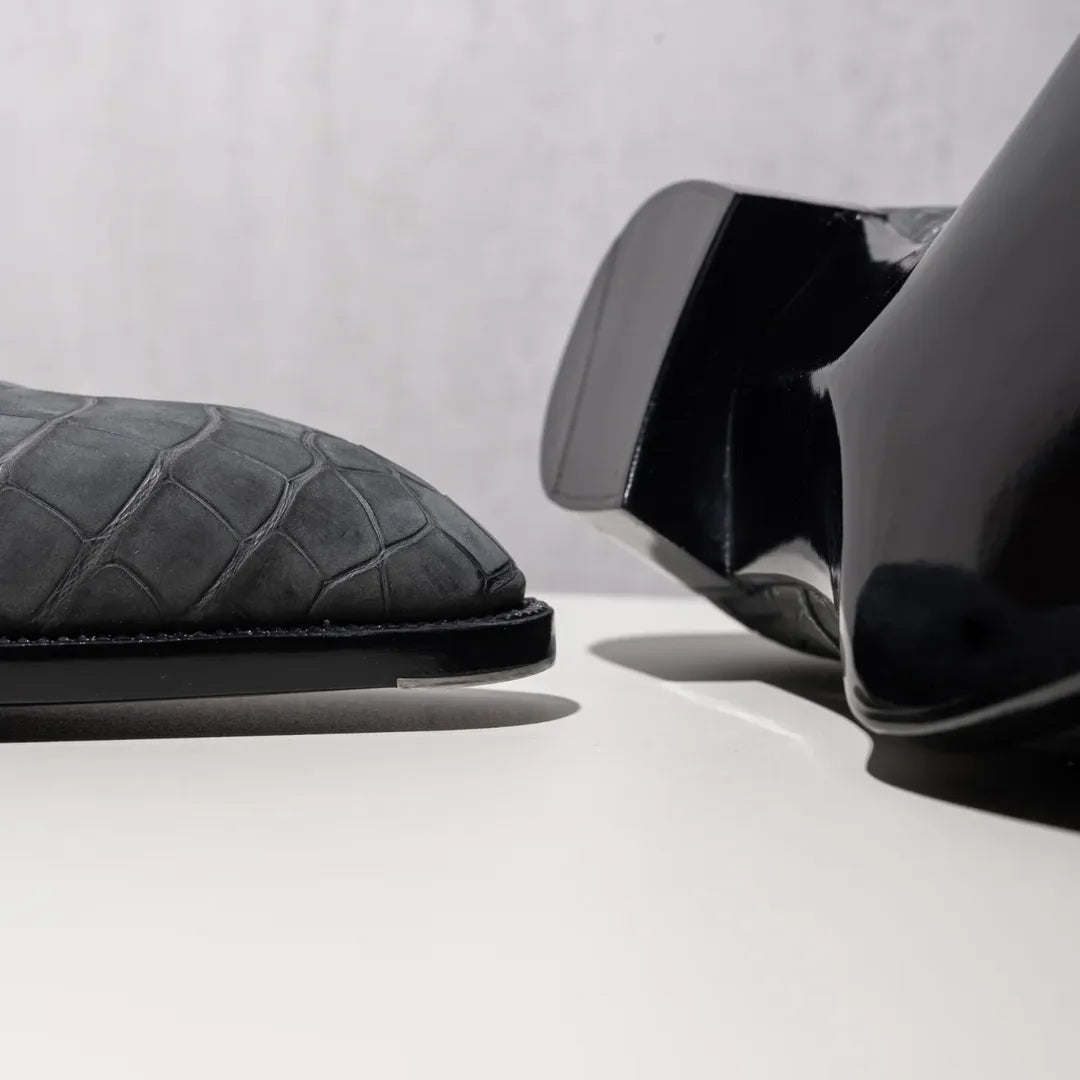 Nubuck Alligator Double Buckle Monk Shoes