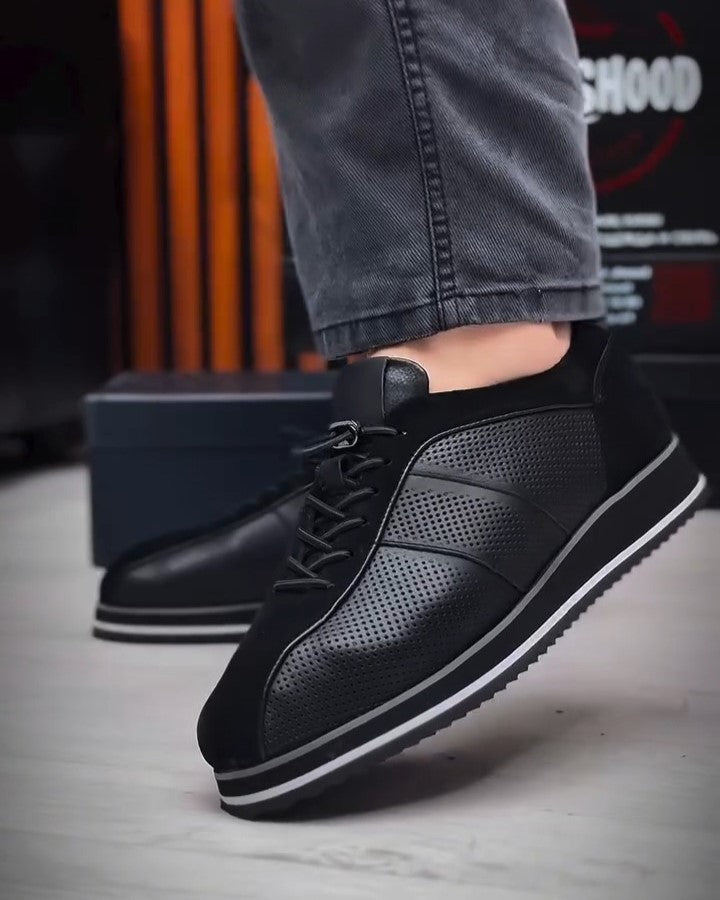 Men's Black Casual Sneakers