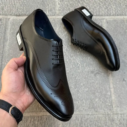 Italian Men's Carved Oxford Shoes