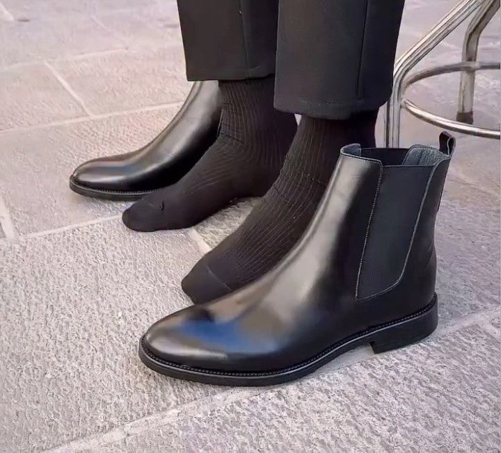 Men's Black Leather Chelsea Boots