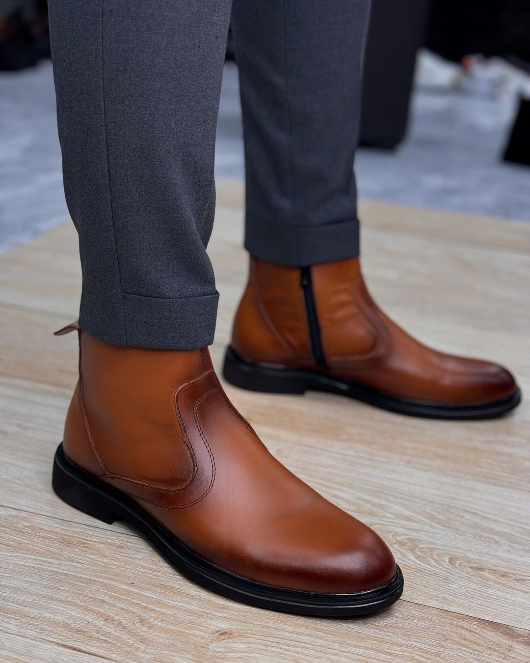 Men's Natural High Quality Zippered Leather Boots