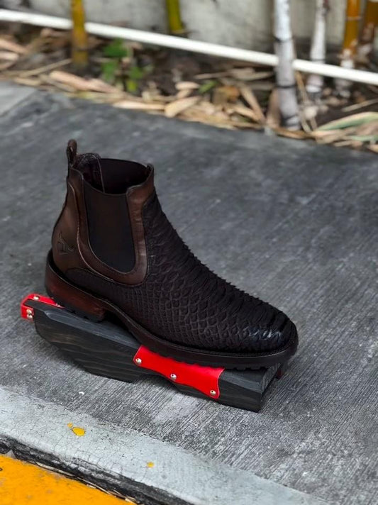 Deflan Boots
