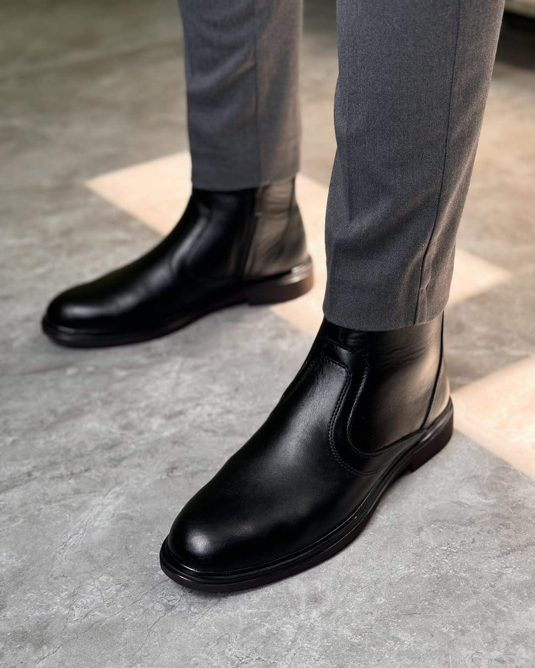 Men's Natural High Quality Zippered Leather Boots