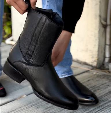 Gentleman's Versatile Boots