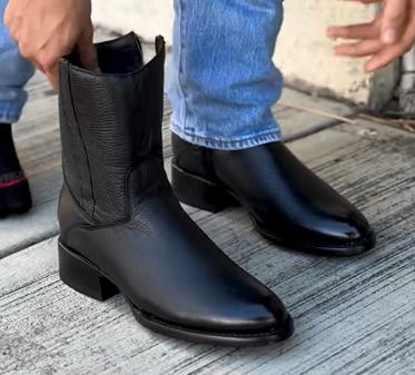 Gentleman's Versatile Boots